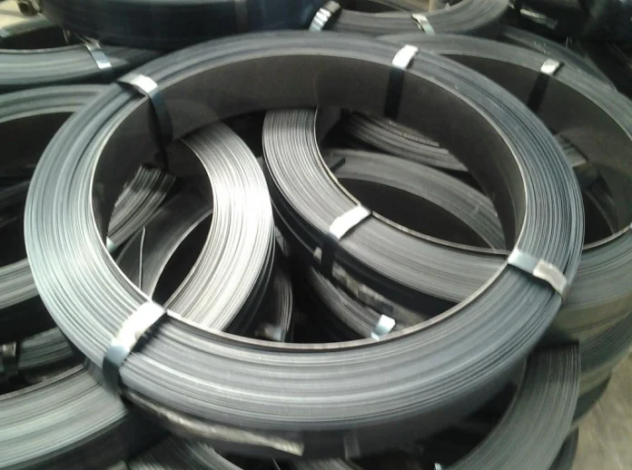 Metal strapping kuat untuk keamanan pengiriman dan pengikatan industri